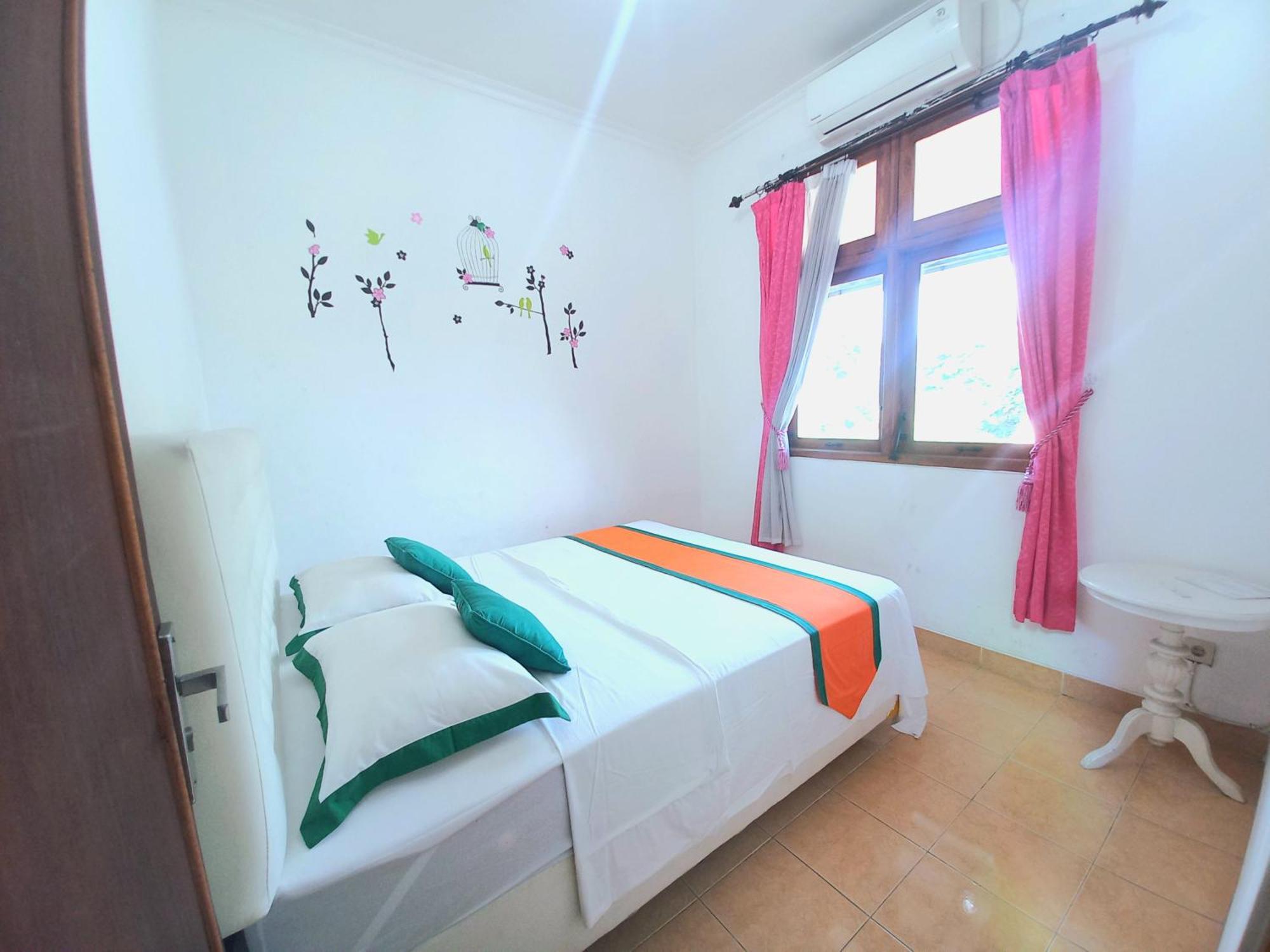 Homestay Jogja Dekat Gembiraloka By Simply Homy Γιογκιακάρτα Εξωτερικό φωτογραφία