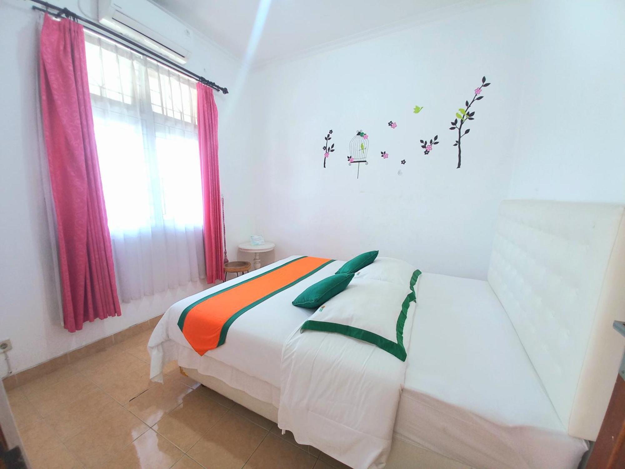 Homestay Jogja Dekat Gembiraloka By Simply Homy Γιογκιακάρτα Εξωτερικό φωτογραφία